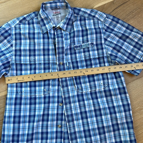 Mens IZOD SURFCASTER Performance Short Sleeved Casual Button down shirt Size M - Picture 10 of 12